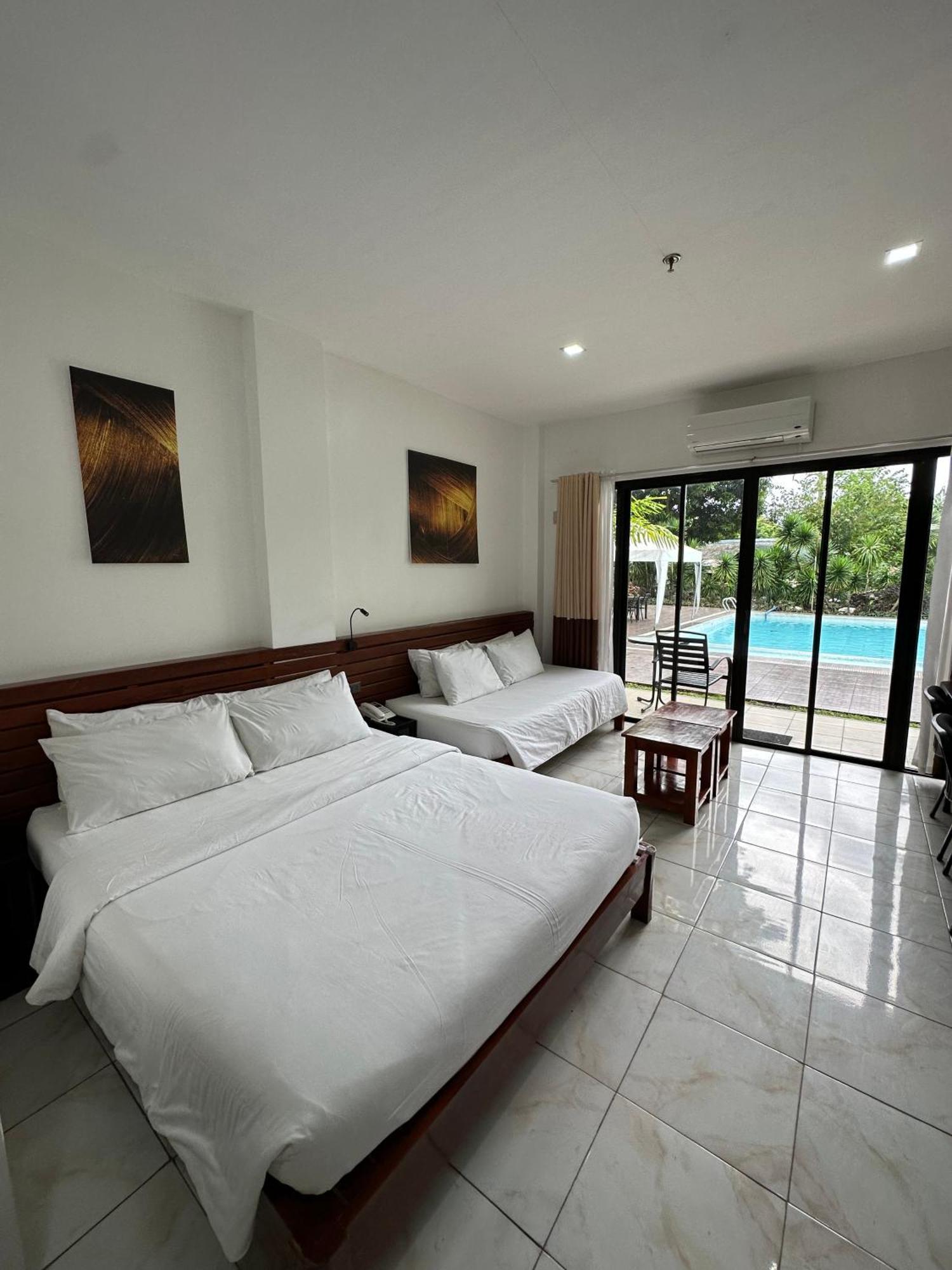 Fernando'S Hotel Sorsogon Exterior photo